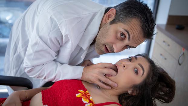 PurgatoryX 23 06 23 Amber Summer The Dentist Vol 3 E1