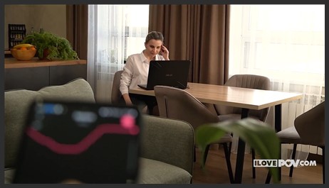 24 11 11 Kleo Kain Girl Next Door Goes For All