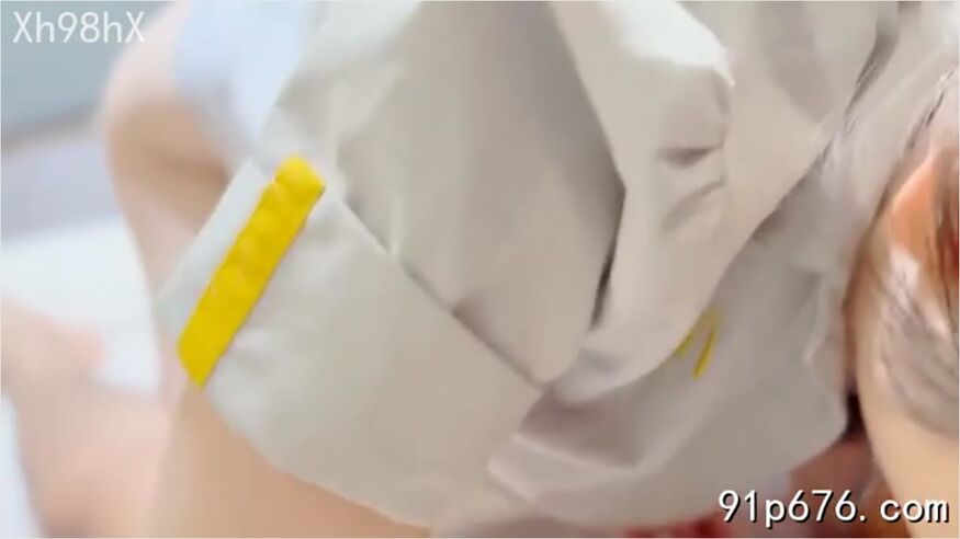 McDonalds Female Employee Came Without Changing Her Work Clothes Chinese Homemade Video