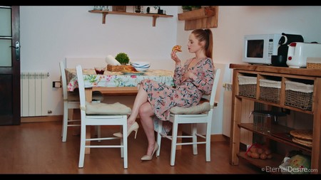 EternalDesire 25 11 28 Laura Lit Sweet Sin