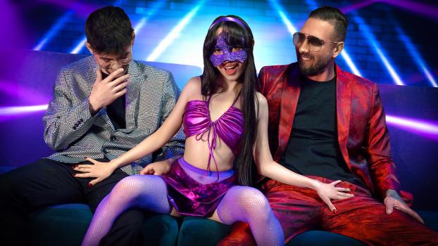 FamilyStrokes 14 11 2025 Ronnie Violet Daddy, I’ll Do Anything Spitroasting My Dirty Stripper Stepdaughter