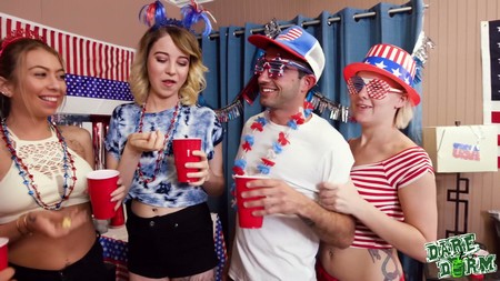 Realitykings 2017 07 21 Star Spangled Sluts Jenna Foxx Kat Dior Kinsley Eden Natasha Blue