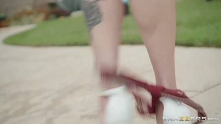 Brazzers – Soak My Sundress