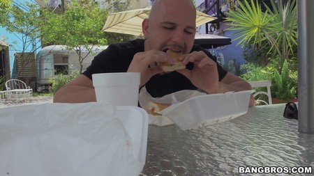 2015 11 01 Thick And Beautiful Nineteen Year Old