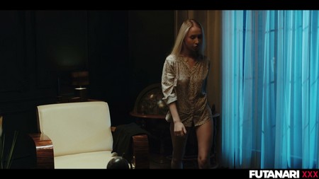 25 11 07 Amirah Adara And Nata Gold Someones Watching