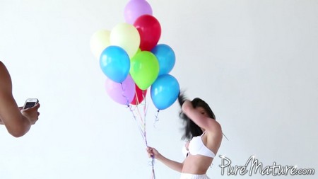 13 08 PureMature KendraDanny Mountain Picture Perfect