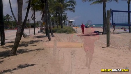 12 07 RealityKingsMilfHunter KendraLevi Cash Lip Assistance